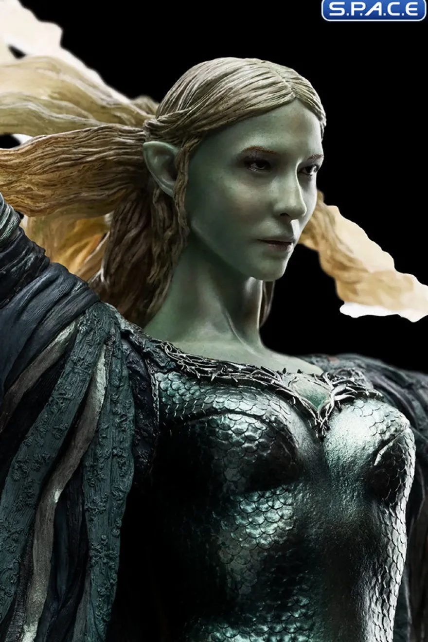 Galadriel - Dark Queen Statue