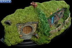 24 Gandalf's Cutting Hobbit Hole