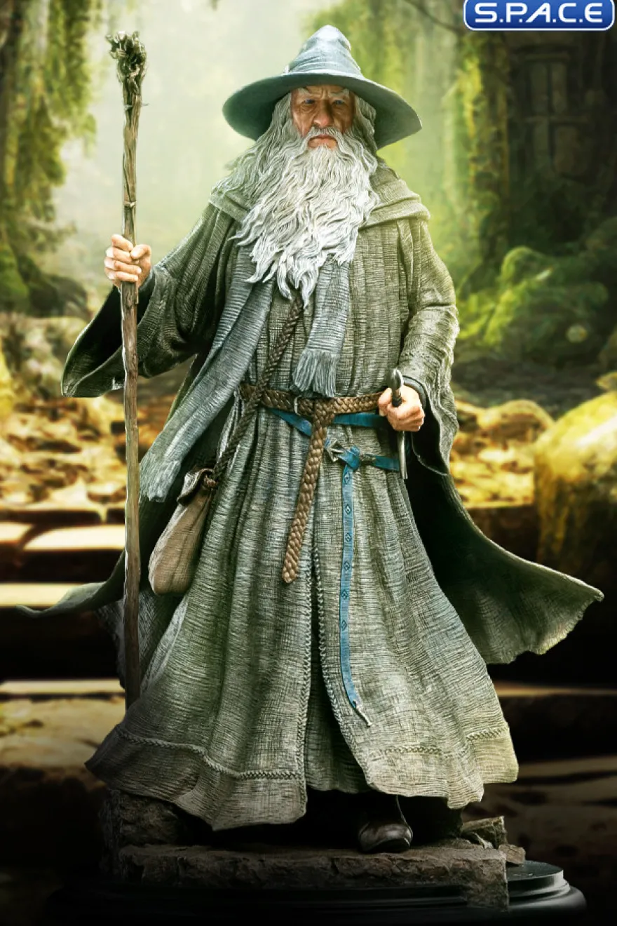 Gandalf the Grey Pilgrim Statue