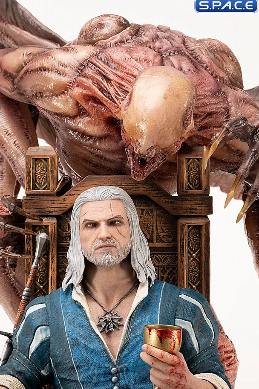 Geralt & Detlaff Statue