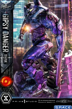 Gipsy Danger Ultimate Diorama Masterline Statue