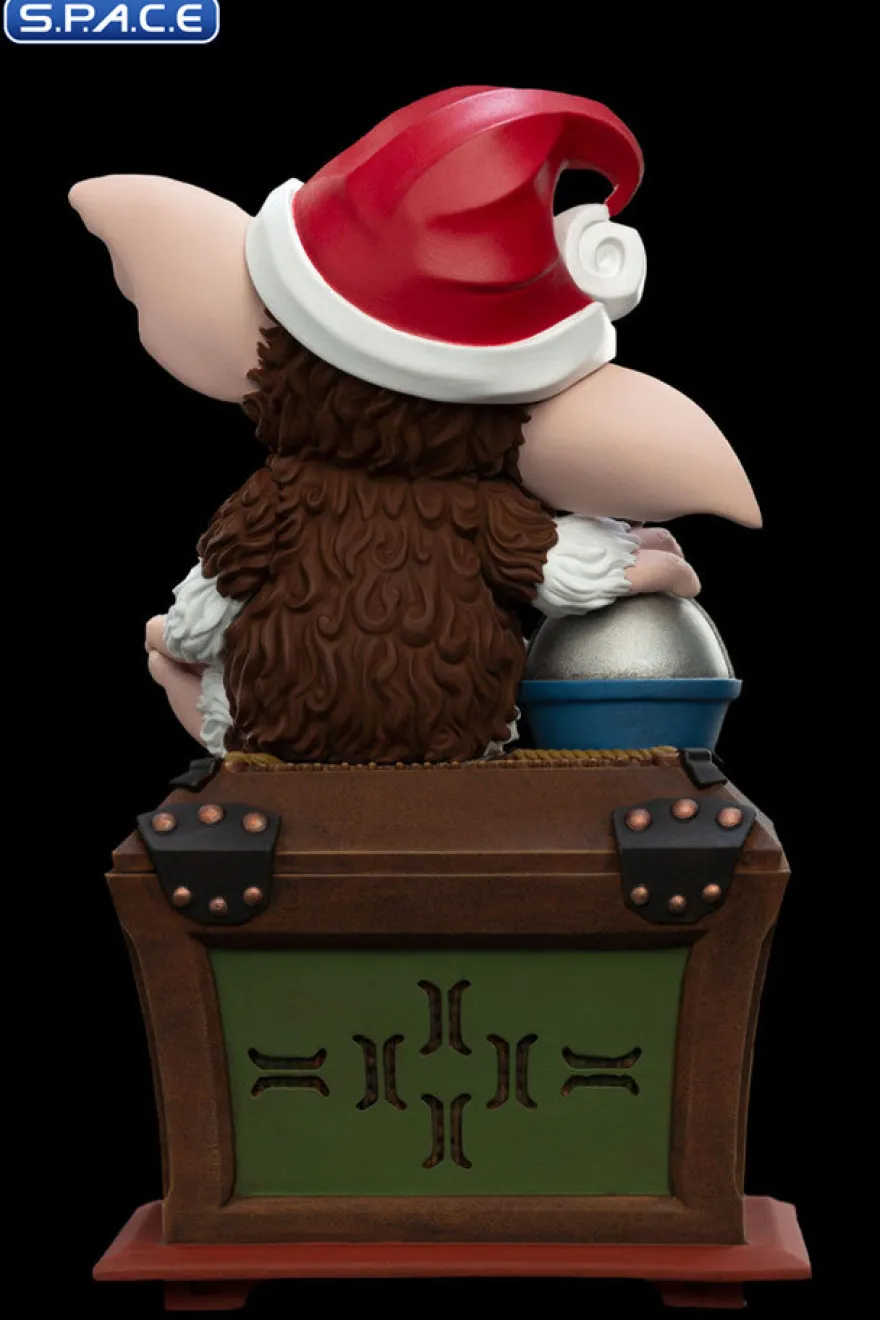 Gizmo with Santa Hat Mini Epics Vinyl Figure