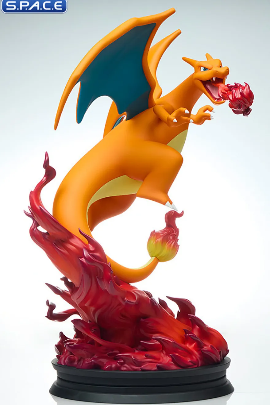 Glurak Statue