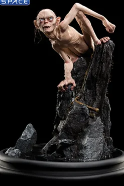 Gollum Masters Collection Statue