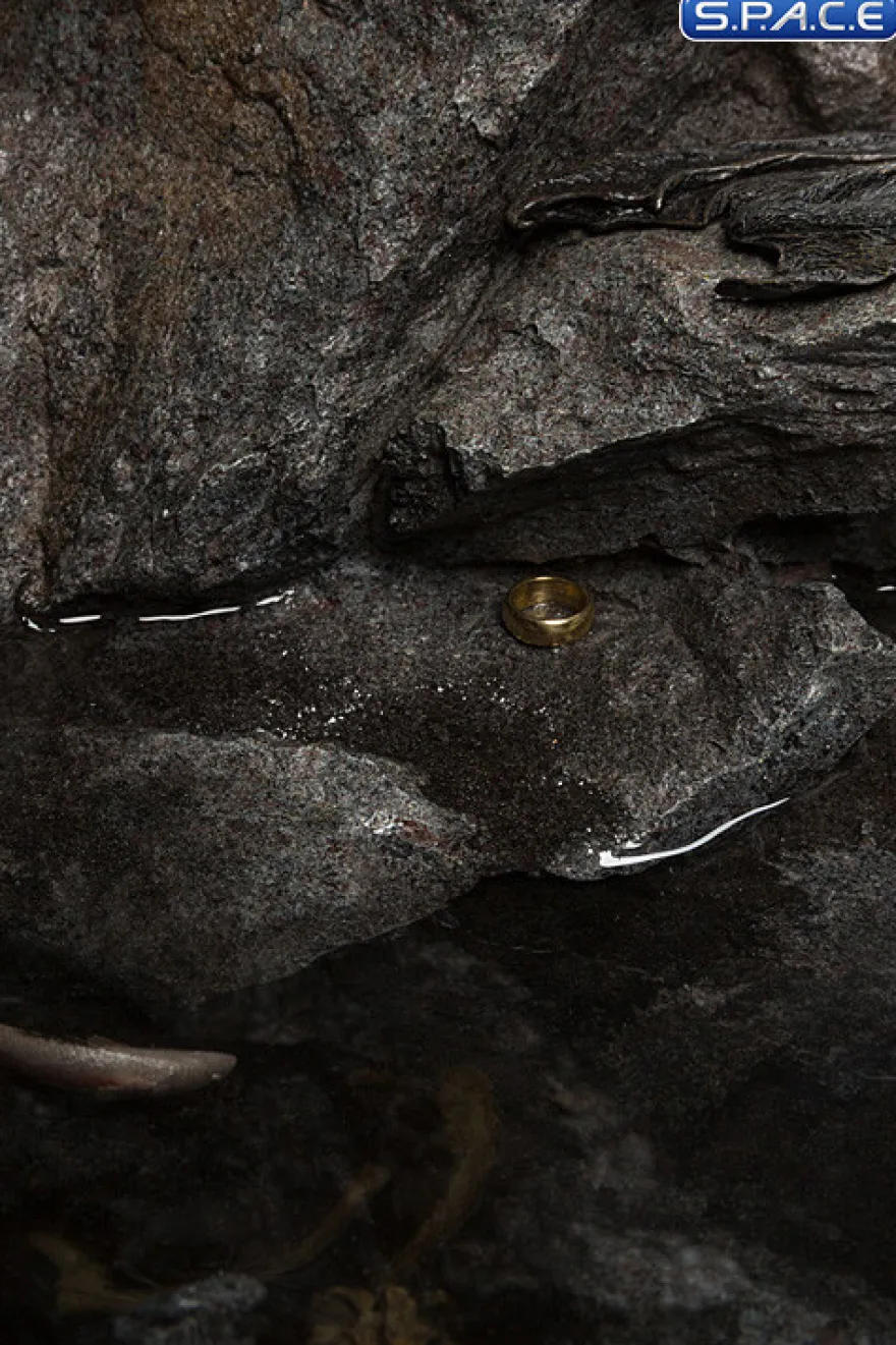 Gollum Masters Collection Statue