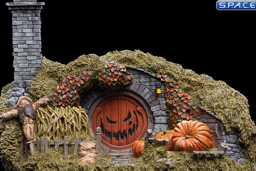 16 Hill Lane Hobbit Hole