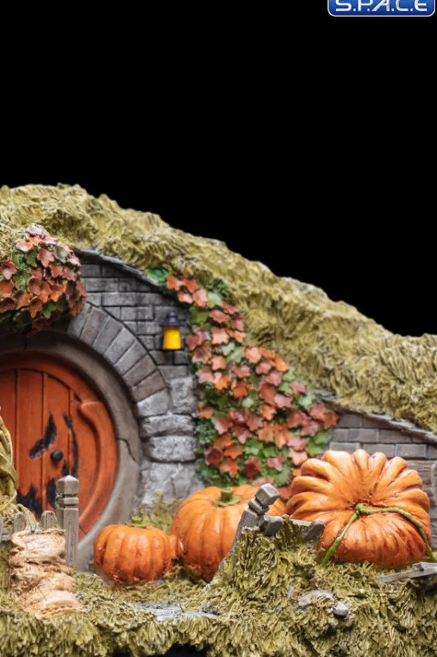 16 Hill Lane Hobbit Hole