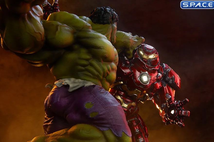 Hulk vs. Hulkbuster Maquette
