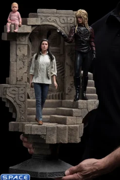 Jareth and Sarah in the Illusionary Maze Statue