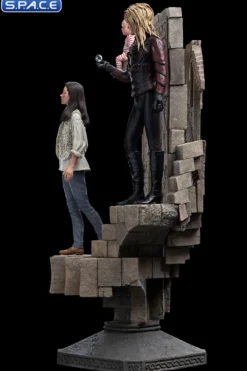 Jareth and Sarah in the Illusionary Maze Statue