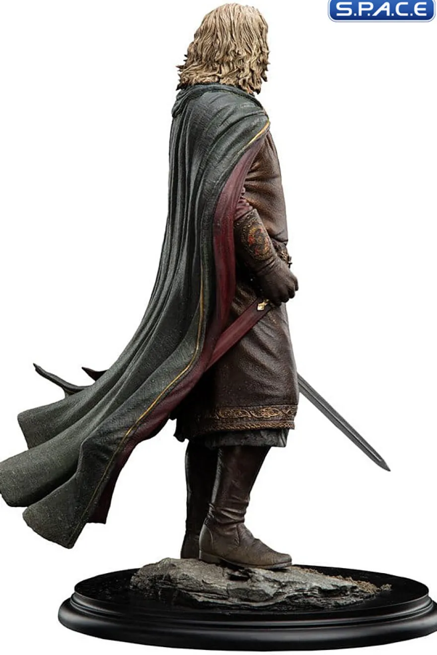 King Theoden Statue