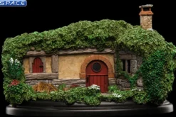 34 Lakeside Hobbit Hole