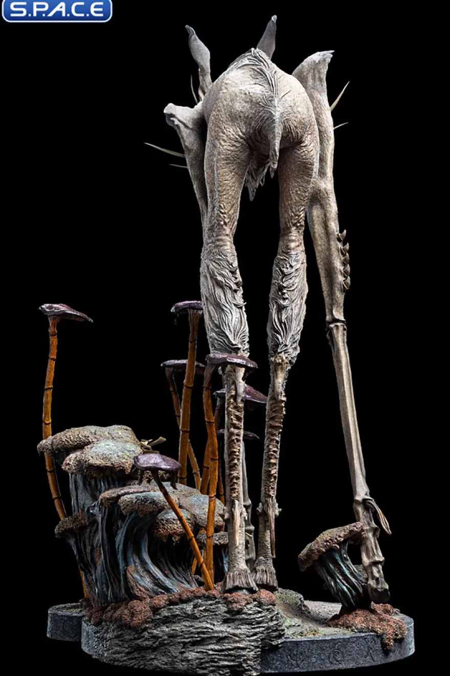 Landstrider Statue