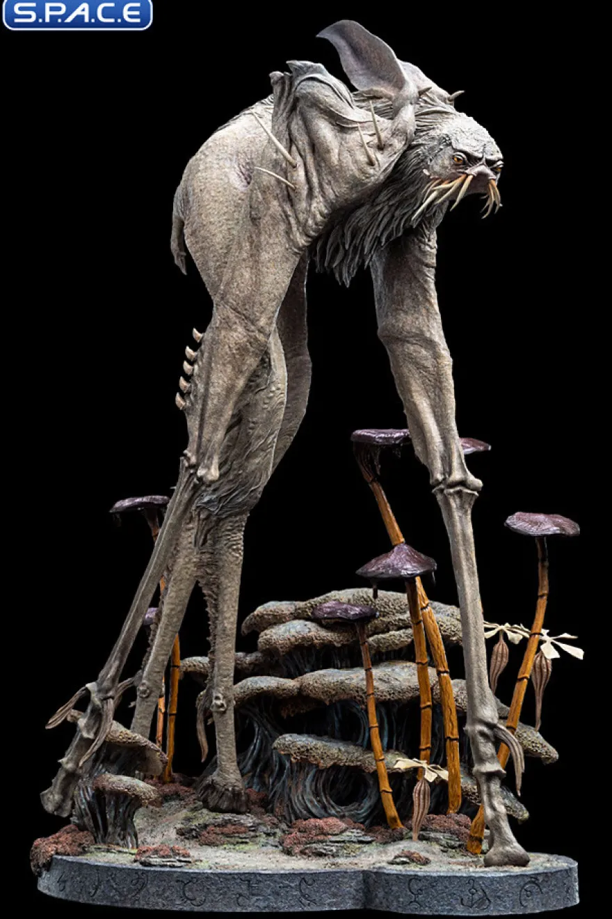 Landstrider Statue