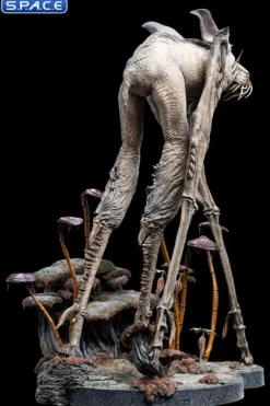Landstrider Statue