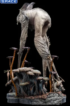 Landstrider Statue