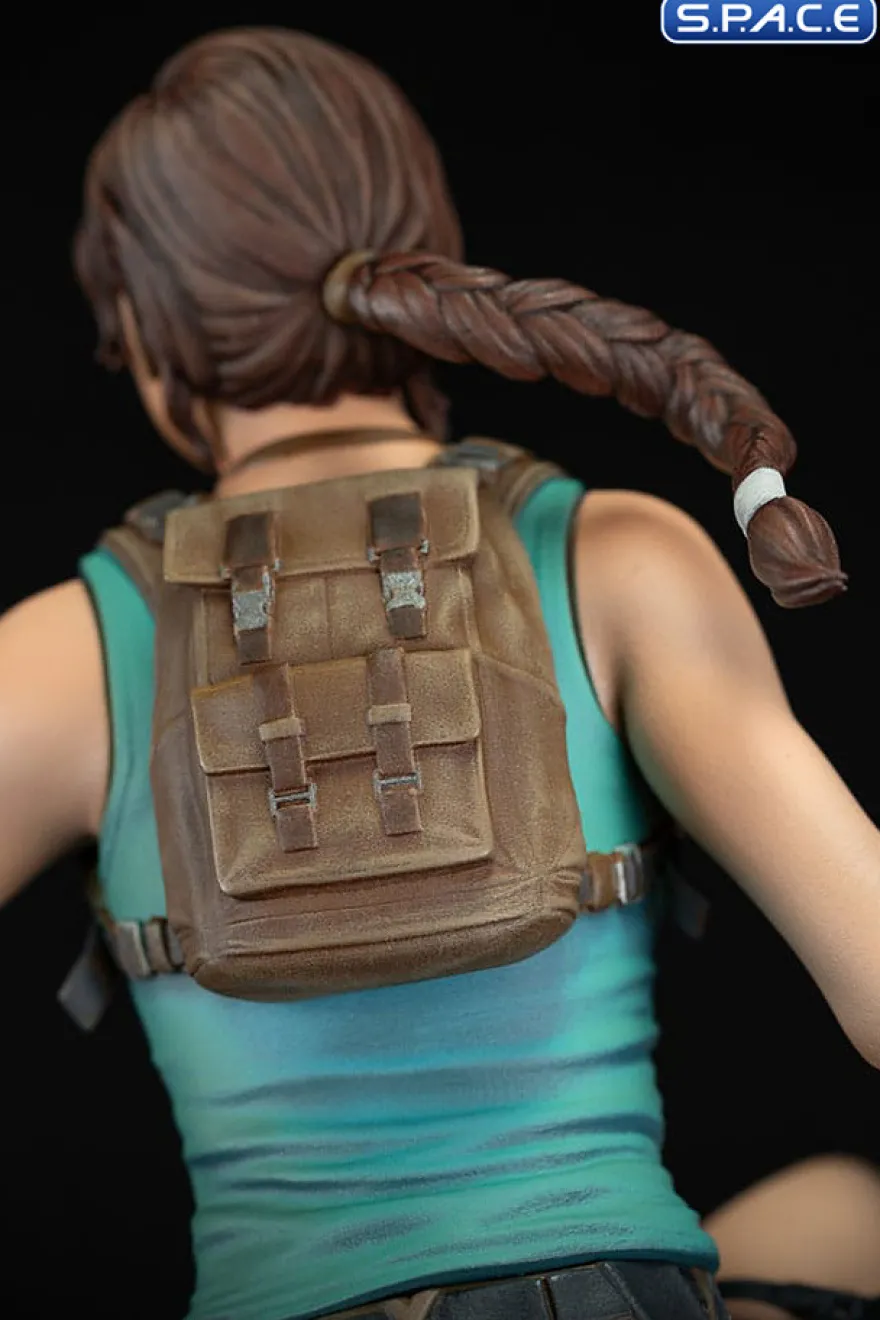 Lara Croft PVC Statue