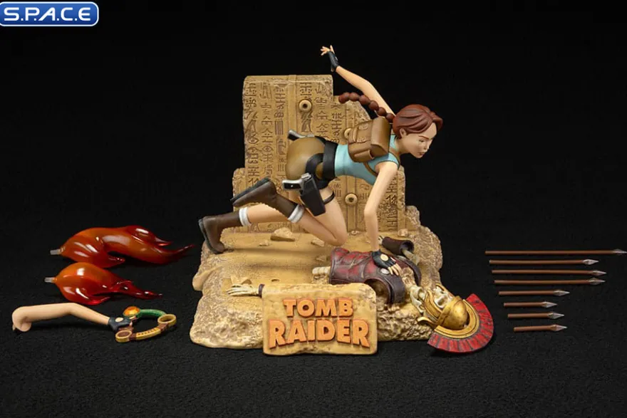 Lara Croft PVC Statue - Classic Era Version
