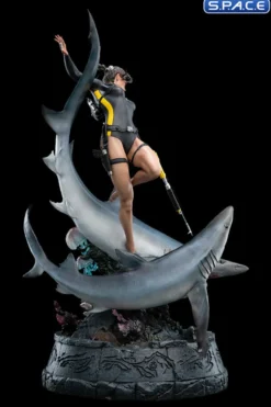 Lara Croft »Quest for Avalon« Statue