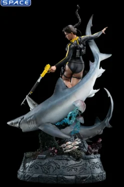 Lara Croft »Quest for Avalon« Statue