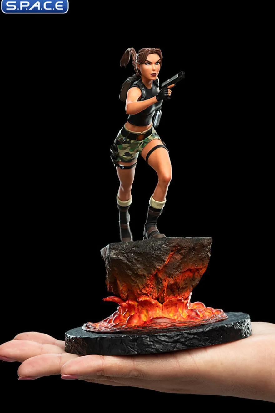 Lara Croft »The Sanctuary of Flame« Mini-Statue