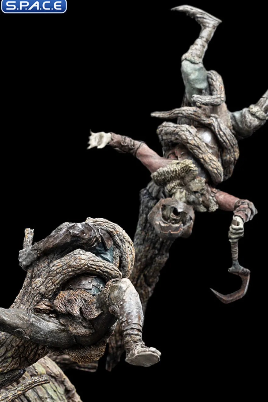 Leaflock the Ent Statue