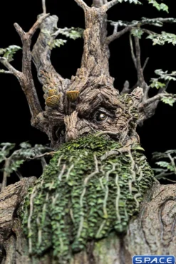 Leaflock the Ent Statue