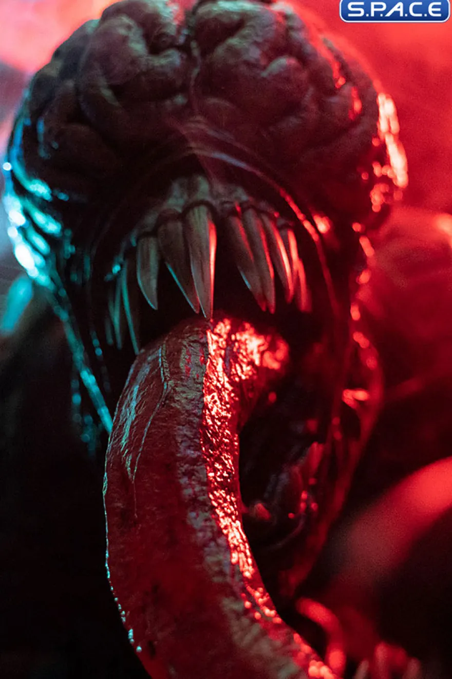1:1 Licker Life-Size Bust