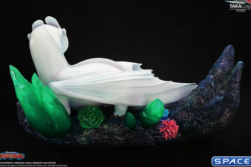 Light Fury and Night Lights Statue