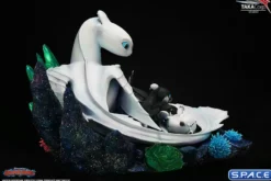 Light Fury and Night Lights Statue