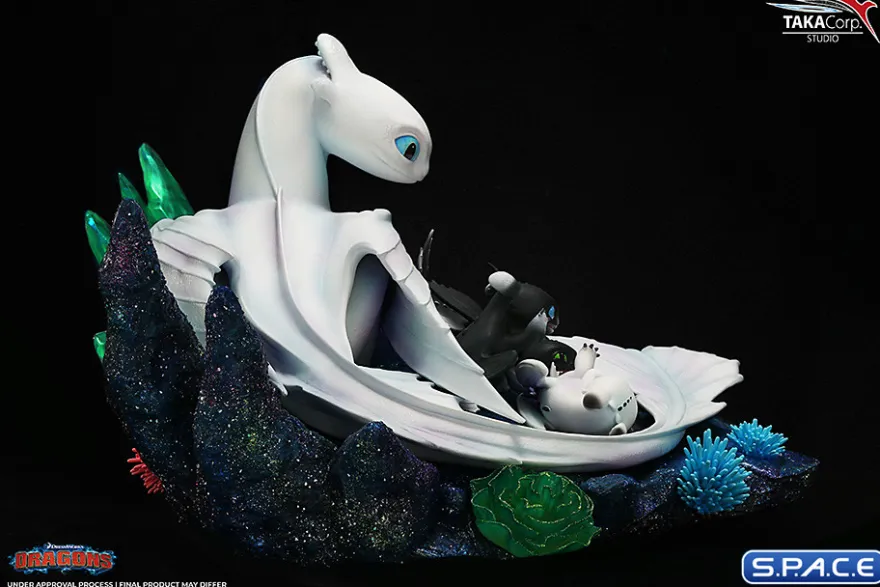 Light Fury and Night Lights Statue