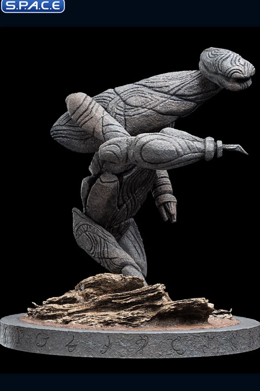 Lore Statue