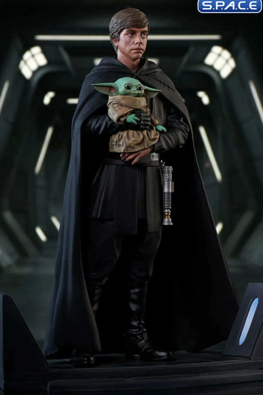 Luke Skywalker & Grogu Premier Collection Statue