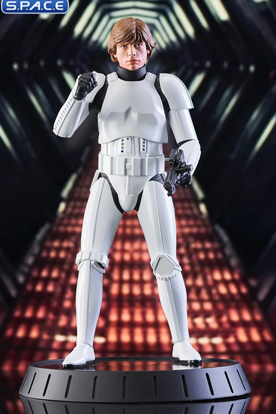 Luke Skywalker in Stormtrooper Disguise Milestones Statue