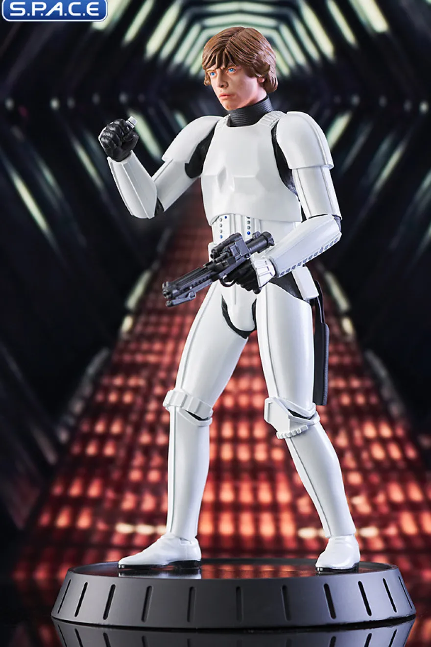 Luke Skywalker in Stormtrooper Disguise Milestones Statue