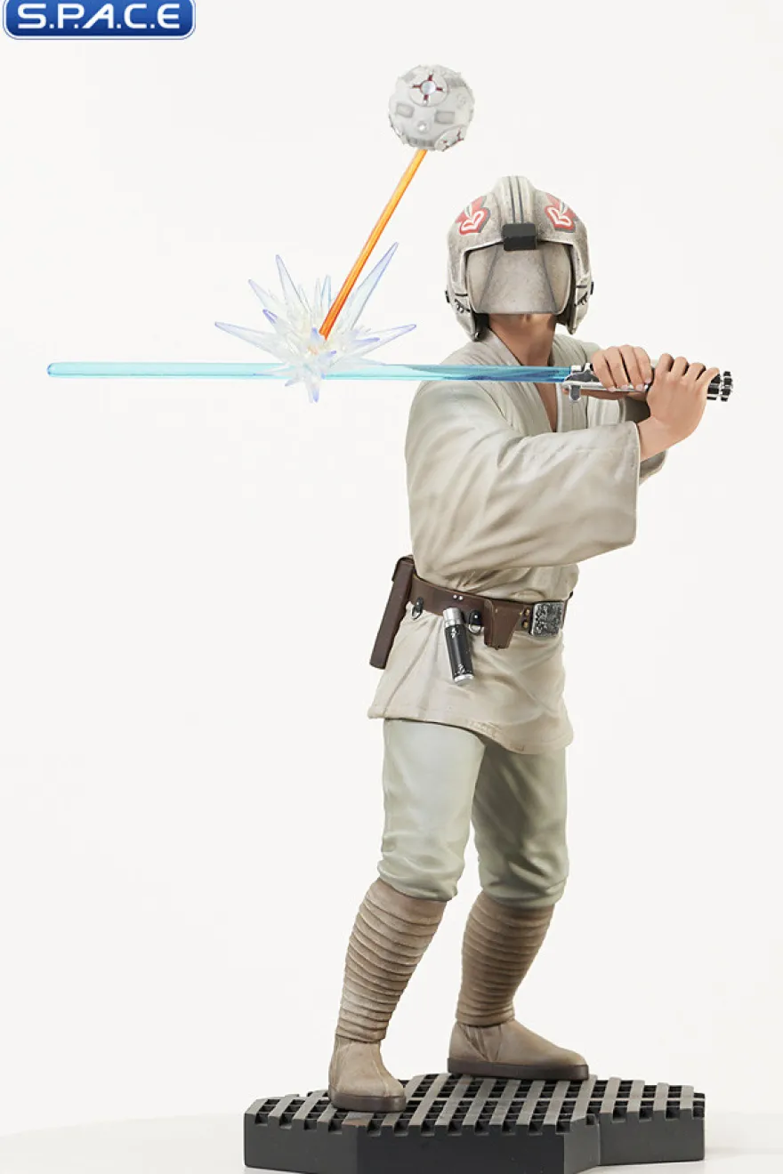 Luke Skywalker Training Milestones Statue