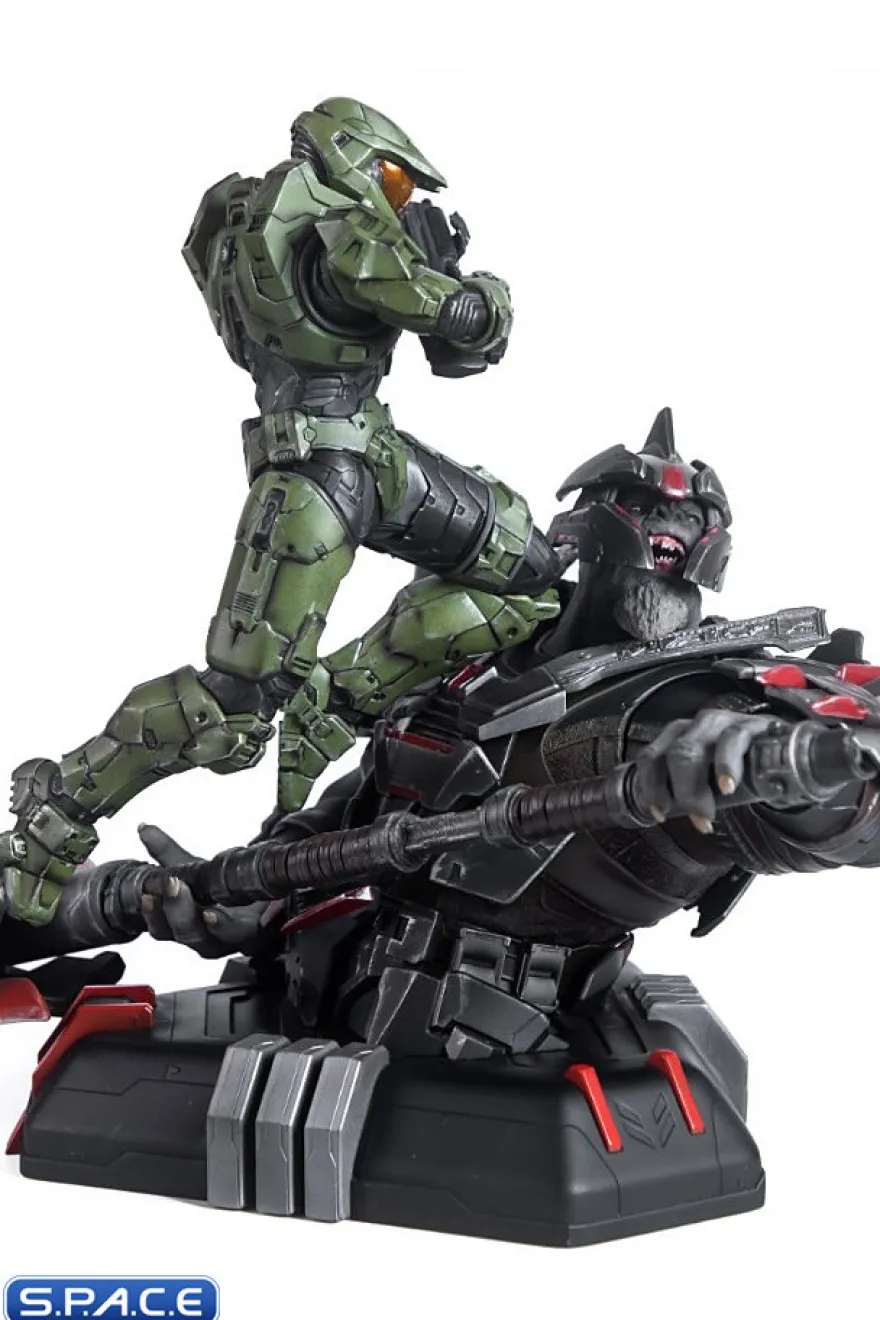 Master Chief vs. Escharum Diorama