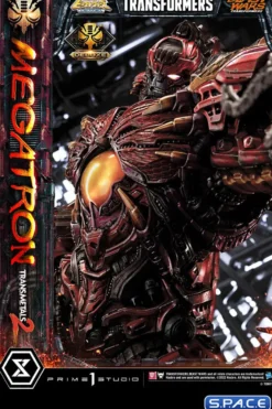 Megatron Transmetal 2 Deluxe Premium Masterline Statue