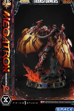 Megatron Transmetal 2 Premium Masterline Statue