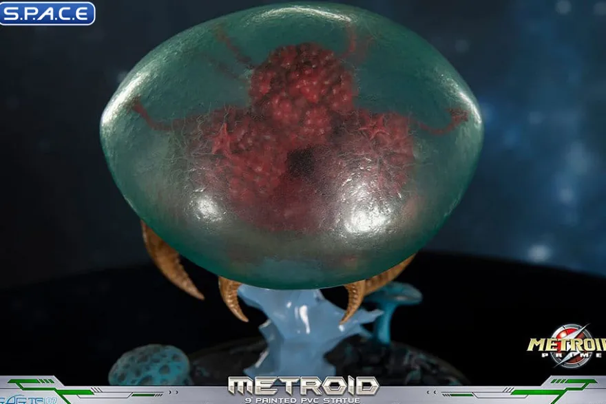 Metroid PVC Statue - Glow in the Dark Version
