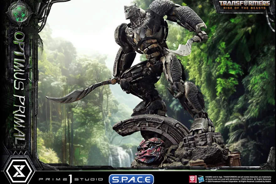 Optimus Primal Museum Masterline Statue