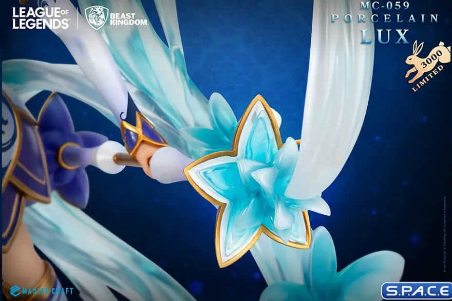 Porcelain Lux Master Craft Statue