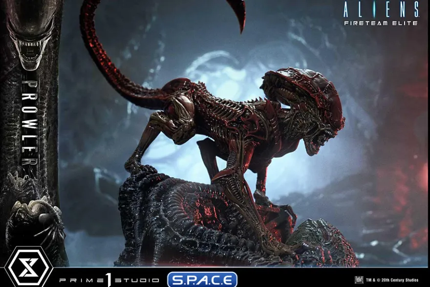 Prowler Alien Concept Masterline Statue