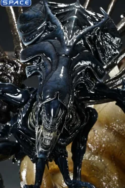 Queen Alien Ultimate Diorama Masterline Statue