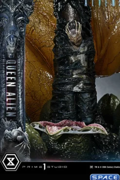 Queen Alien Ultimate Diorama Masterline Statue