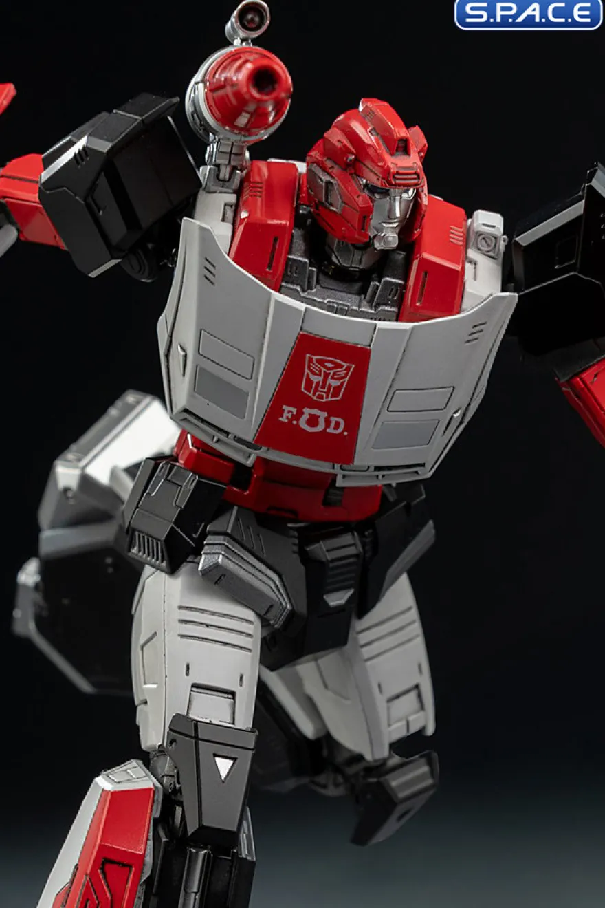 Red Alert MDLX Collectible Figure