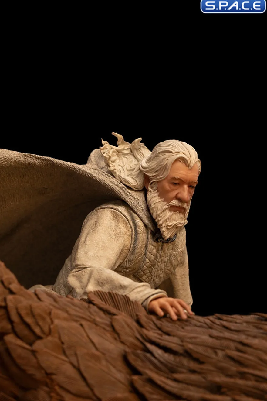 Salvation at Mount Doom Masters Collection Statue