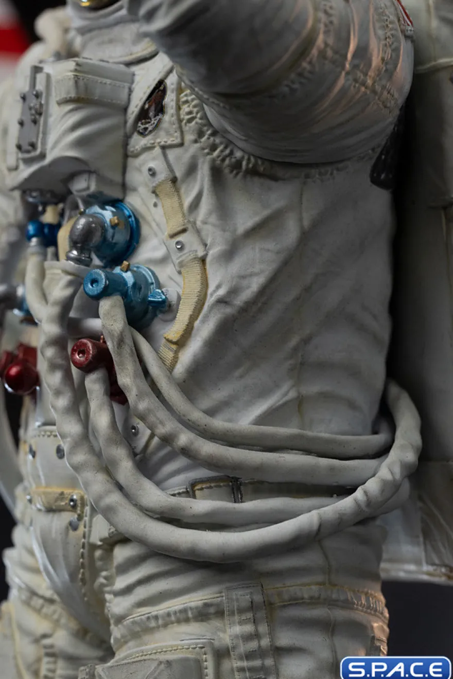 1/10 Scale Apollo 11 Astronaut Art Scale Statue