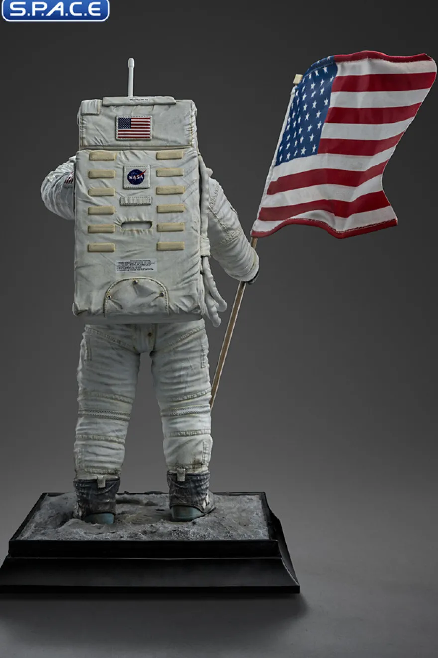 1/10 Scale Apollo 11 Astronaut Art Scale Statue