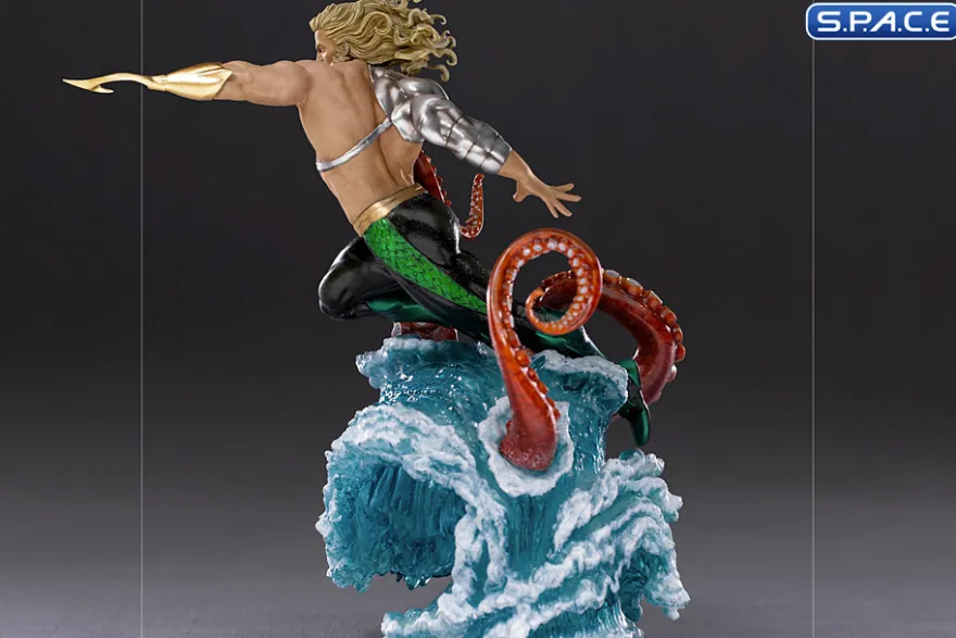 1/10 Scale Aquaman Deluxe Art Scale Statue